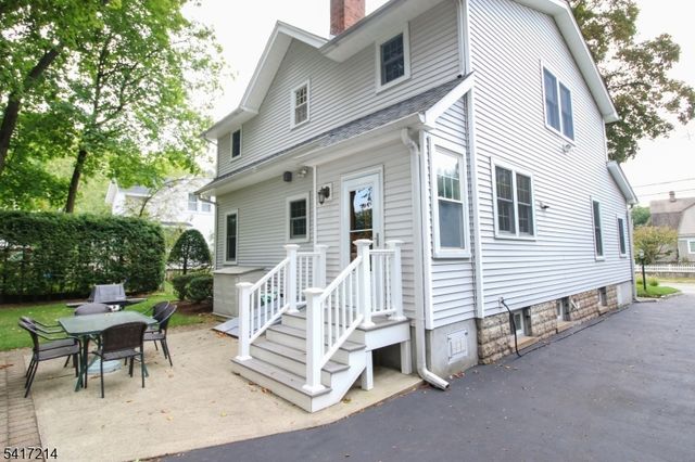 314 Knickerbocker Rd, Tenafly Boro, NJ 07670