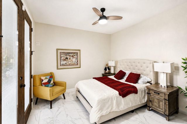 201 Vanderpool Lane 130, Houston, TX 77024