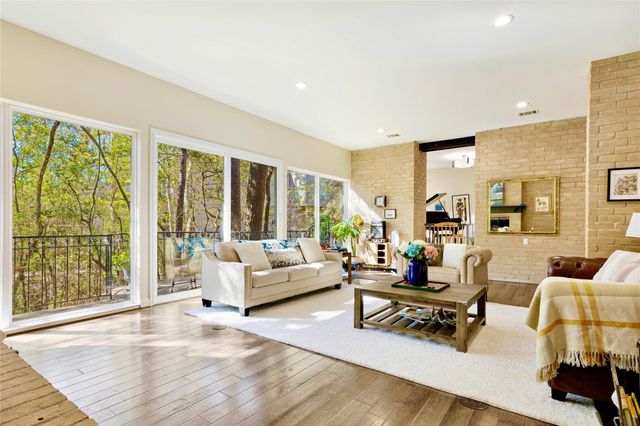 201 Vanderpool Lane 130, Houston, TX 77024