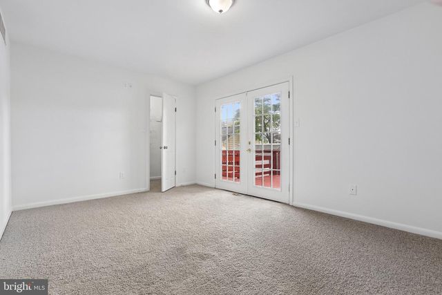 7736 WOODLAWN AVE, Pasadena, MD 21122