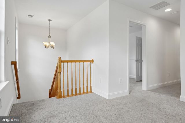 7736 WOODLAWN AVE, Pasadena, MD 21122