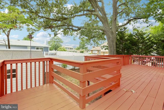 7736 WOODLAWN AVE, Pasadena, MD 21122