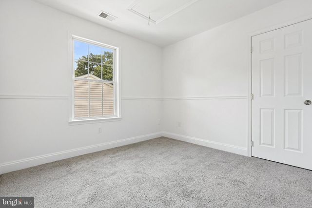 7736 WOODLAWN AVE, Pasadena, MD 21122