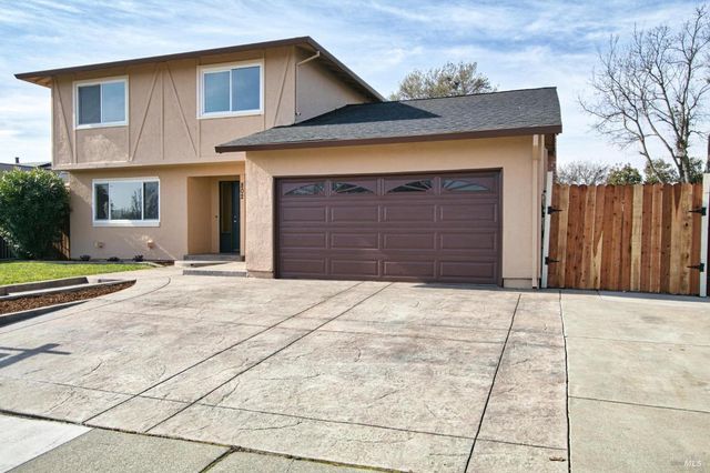 802 Tree Duck Way, Suisun City, CA 94585
