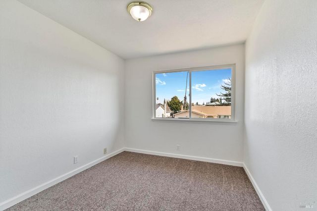 802 Tree Duck Way, Suisun City, CA 94585