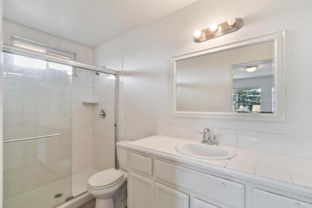 802 Tree Duck Way, Suisun City, CA 94585