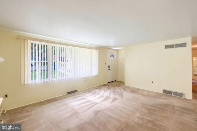 655 SKYVIEW DR, York, PA 17406