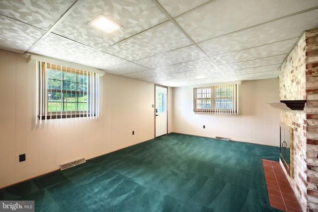 655 SKYVIEW DR, York, PA 17406