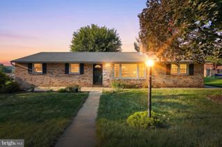 655 SKYVIEW DR, York, PA 17406