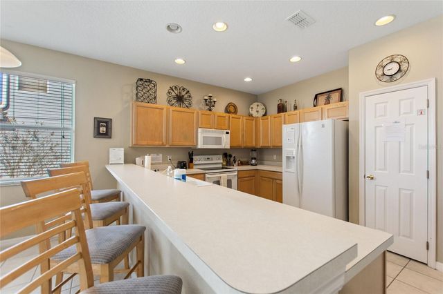556 BONVILLE DRIVE, Davenport, FL 33897