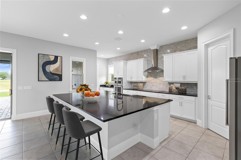 Image 12 of property listing at 13370 ALDERLEY DRIVE, Orlando, FL 32832