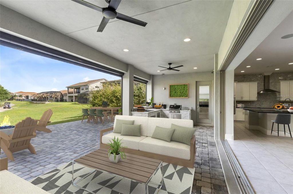 Image 40 of property listing at 13370 ALDERLEY DRIVE, Orlando, FL 32832