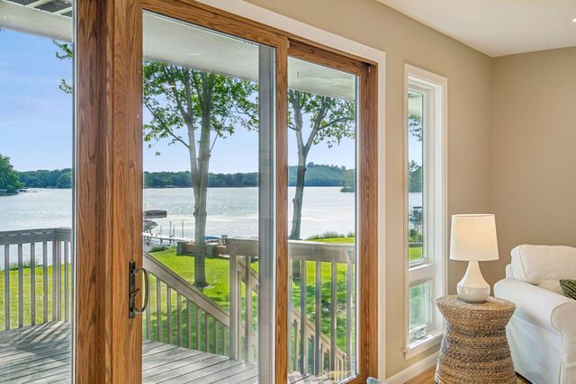 1303 Crystal Lake Road E, Burnsville, MN 55306