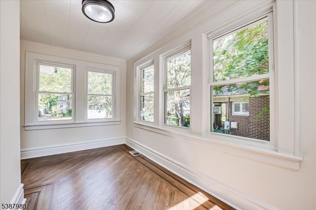 140 Oakview Ave, Maplewood Twp., NJ 07040