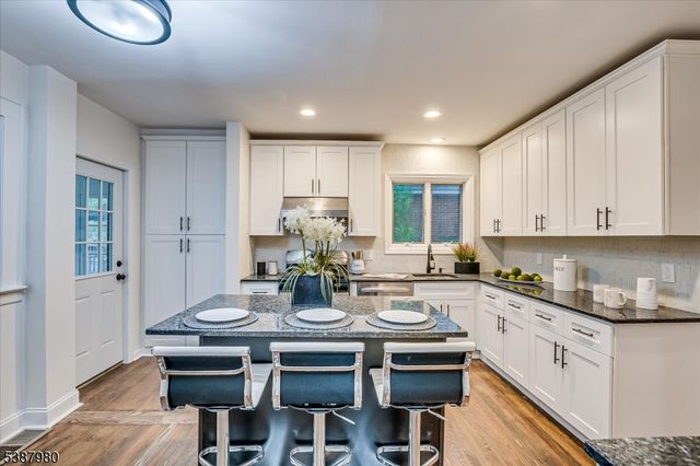 140 Oakview Ave, Maplewood Twp., NJ 07040