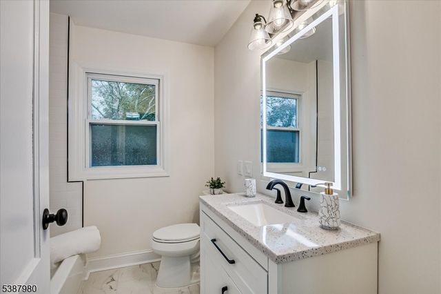 140 Oakview Ave, Maplewood Twp., NJ 07040