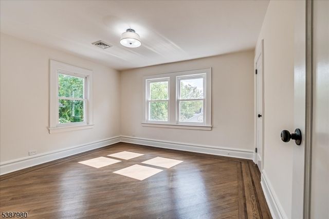 140 Oakview Ave, Maplewood Twp., NJ 07040