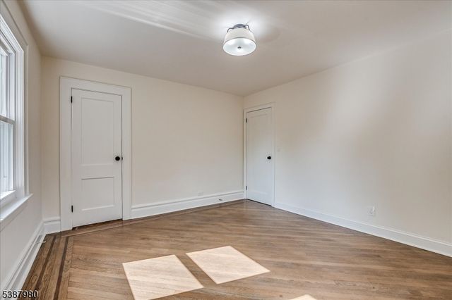 140 Oakview Ave, Maplewood Twp., NJ 07040