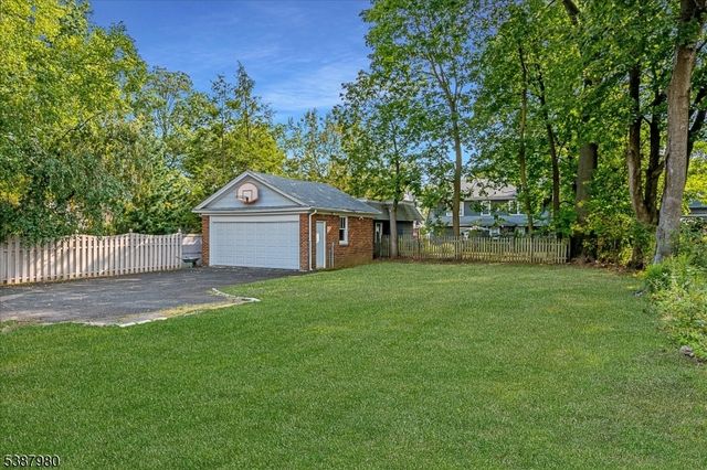 140 Oakview Ave, Maplewood Twp., NJ 07040