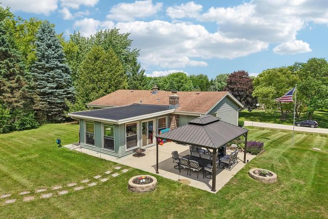 S86W31341 Meyer DRIVE, Mukwonago, WI 53149