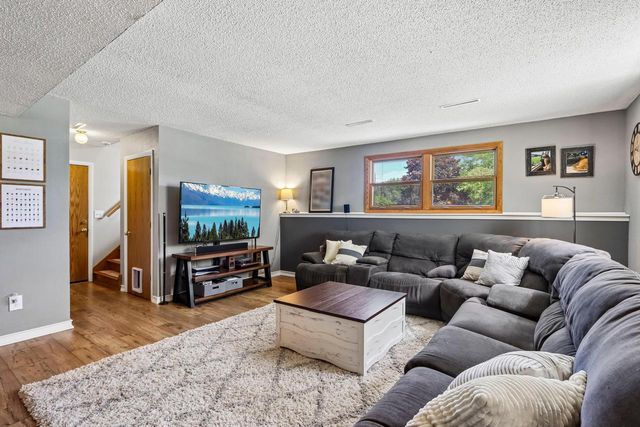 S86W31341 Meyer DRIVE, Mukwonago, WI 53149