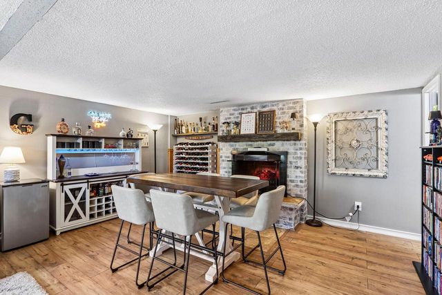S86W31341 Meyer DRIVE, Mukwonago, WI 53149