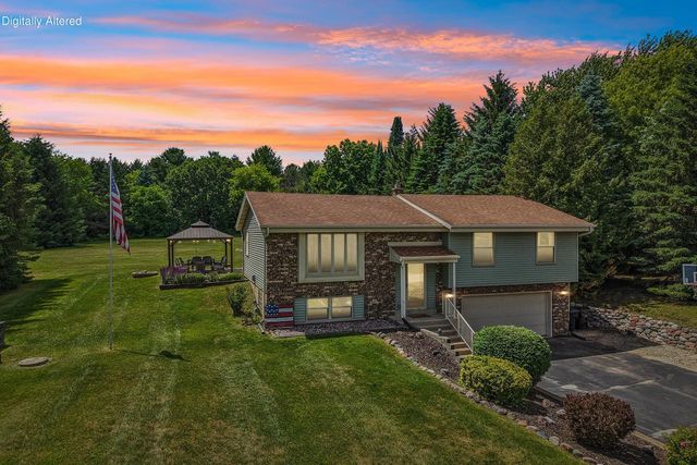 S86W31341 Meyer DRIVE, Mukwonago, WI 53149