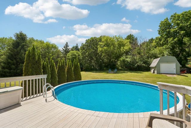S86W31341 Meyer DRIVE, Mukwonago, WI 53149