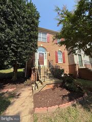 12438 ABBEY KNOLL CT, Woodbridge, VA 22192