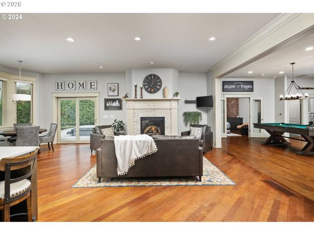 24300 Ne Dayton Ave, Newberg, OR 97132