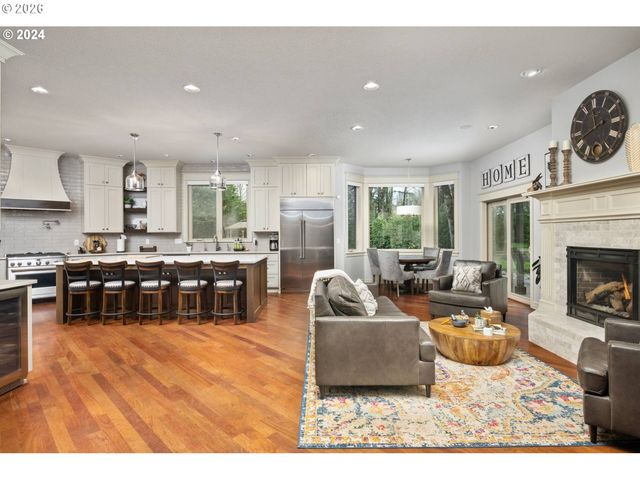 24300 Ne Dayton Ave, Newberg, OR 97132