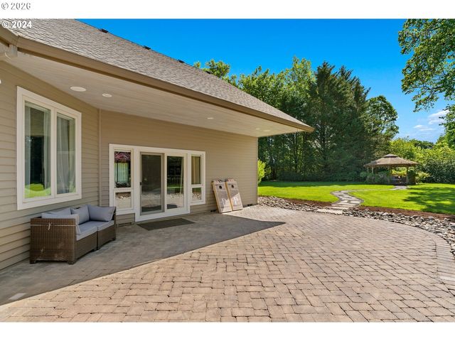 24300 Ne Dayton Ave, Newberg, OR 97132