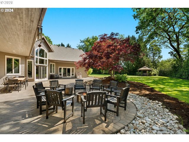 24300 Ne Dayton Ave, Newberg, OR 97132