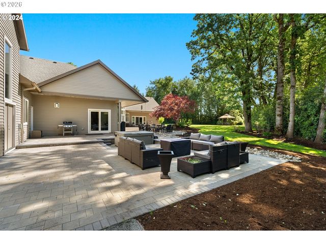 24300 Ne Dayton Ave, Newberg, OR 97132