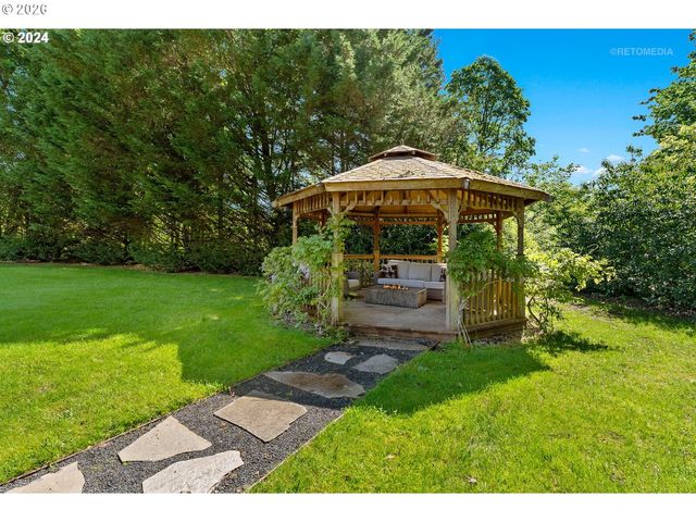 24300 Ne Dayton Ave, Newberg, OR 97132