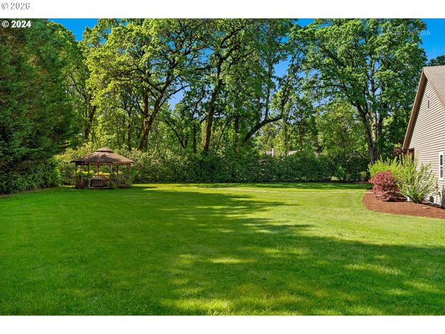 24300 Ne Dayton Ave, Newberg, OR 97132