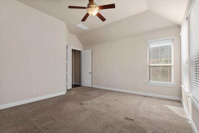 35 N Wheatleigh Drive, Tomball, TX 77375