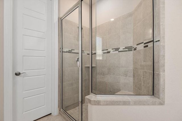 35 N Wheatleigh Drive, Tomball, TX 77375