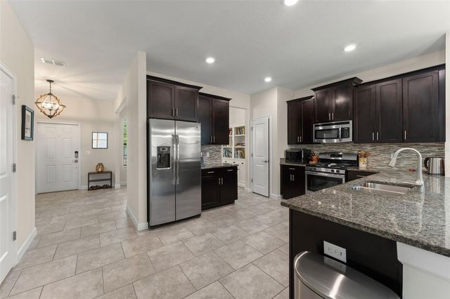 7725 PURPLE FINCH STREET, Winter Garden, FL 34787