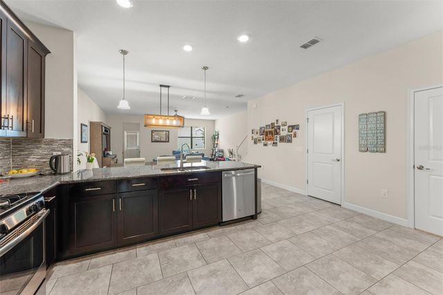 7725 PURPLE FINCH STREET, Winter Garden, FL 34787