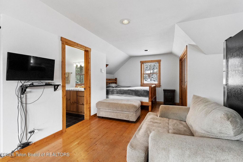 6815 W PAINTBRUSH Trail, Wilson, WY 83014 photo 40