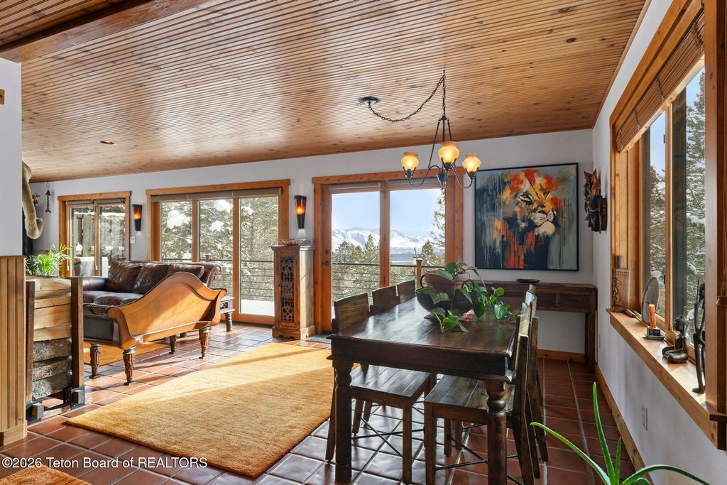 6815 W PAINTBRUSH Trail, Wilson, WY 83014 photo 8