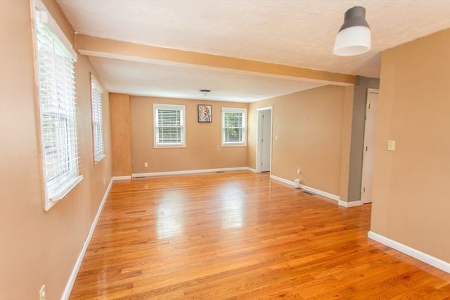 64 Dorothy Dr, Plymouth, MA 02360