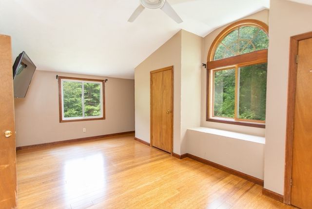 64 Dorothy Dr, Plymouth, MA 02360