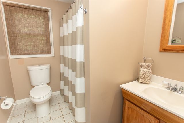 64 Dorothy Dr, Plymouth, MA 02360