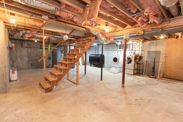 64 Dorothy Dr, Plymouth, MA 02360