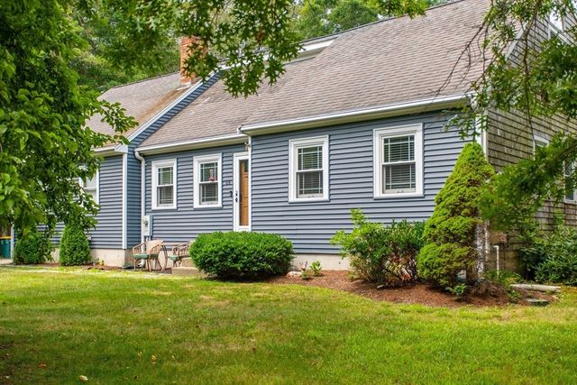 64 Dorothy Dr, Plymouth, MA 02360