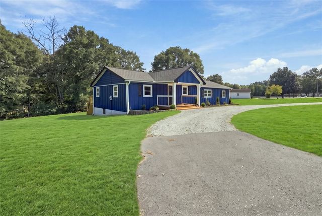 418 Old River Road, Pelzer, SC 29669