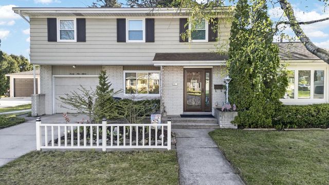 2915 S 16th STREET, Sheboygan, WI 53081