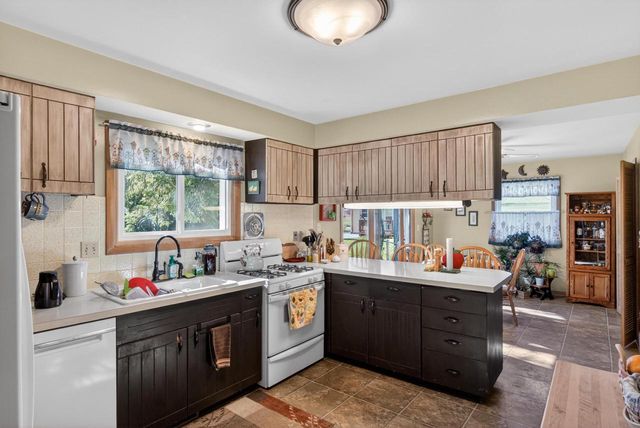 2915 S 16th STREET, Sheboygan, WI 53081